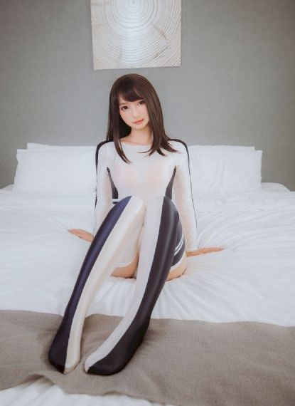 我的美丽女邻居3未删减